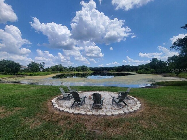 Building Photo - 22604 Watersedge Blvd