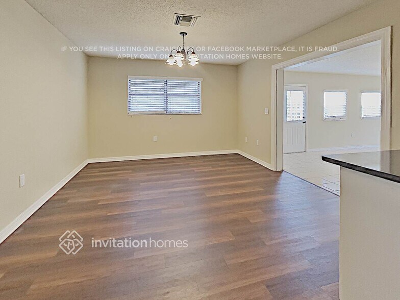 Building Photo - 162 Overstreet Ct