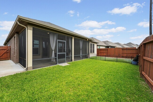 Building Photo - 15335 Oakheath Colony Ln