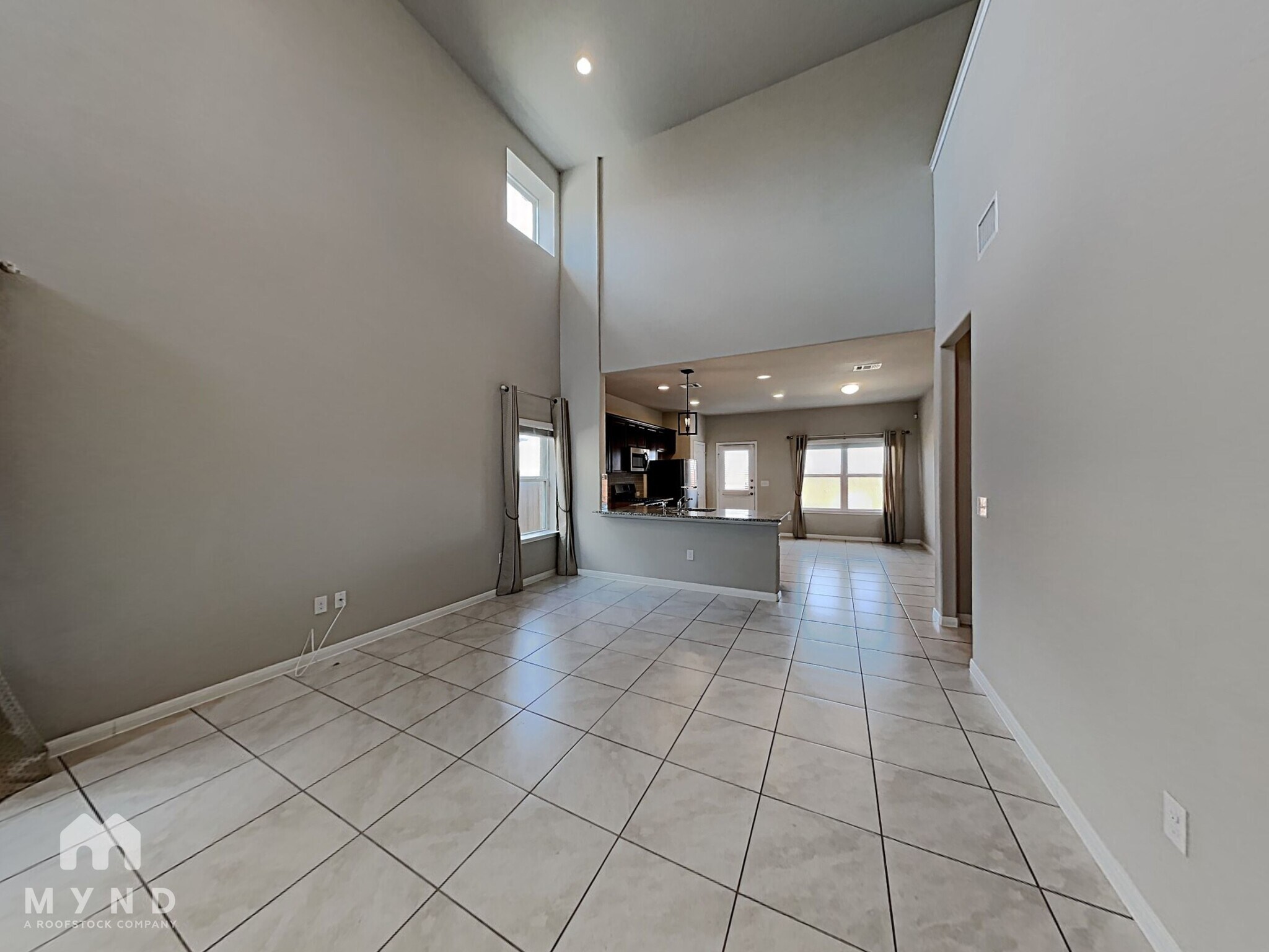 Building Photo - 1129 La Conterra Blvd