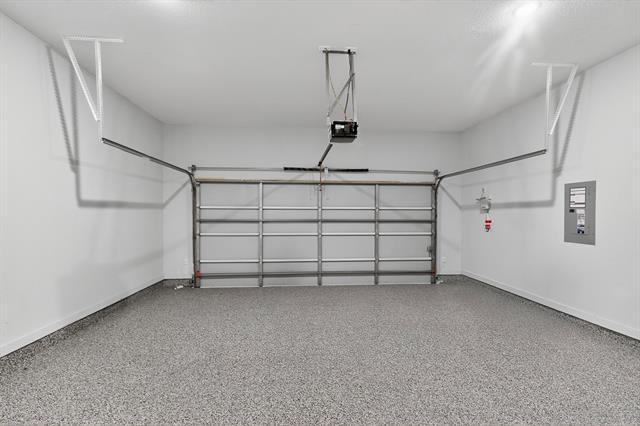 Building Photo - 15592 Songbird St