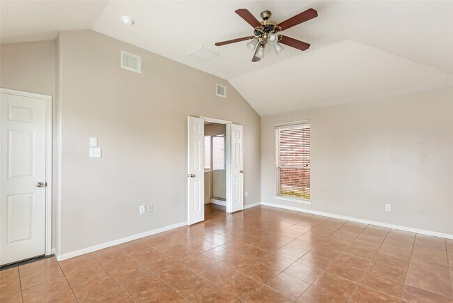 Building Photo - 4914 Winding Timbers Cir