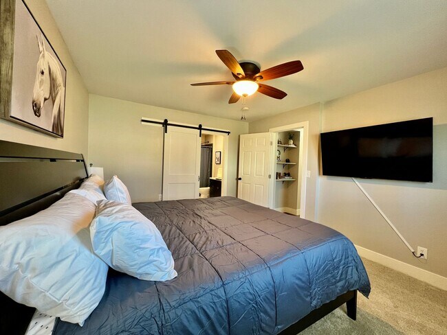 Building Photo - Quaint 4 Bedroom furnished Ranch Home in Mason Ohio