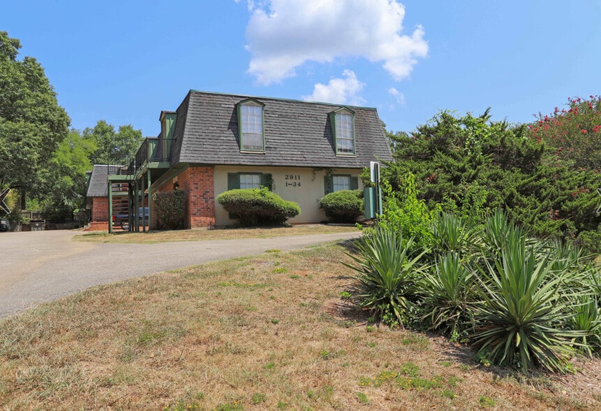 Primary Photo - Northeast Hills