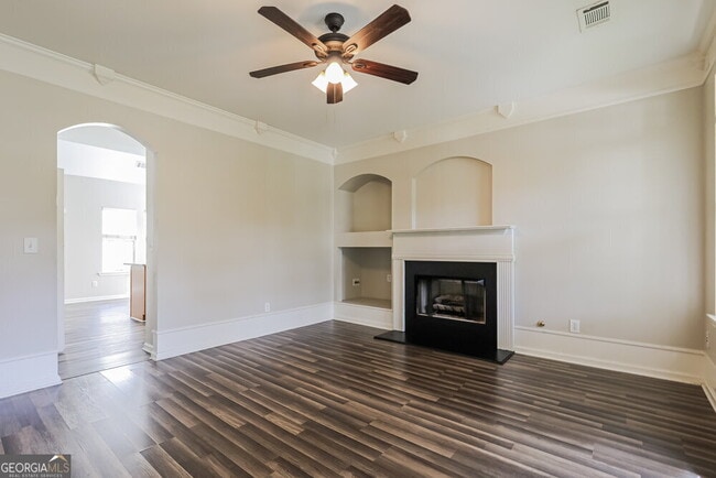 Building Photo - 604 Brookwater Dr