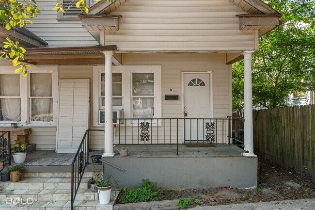 Building Photo - 649-B Merrick Street-
