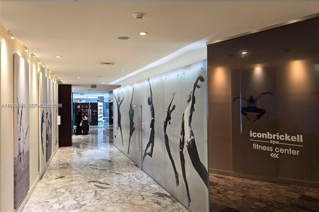 Building Photo - 495 Brickell Ave