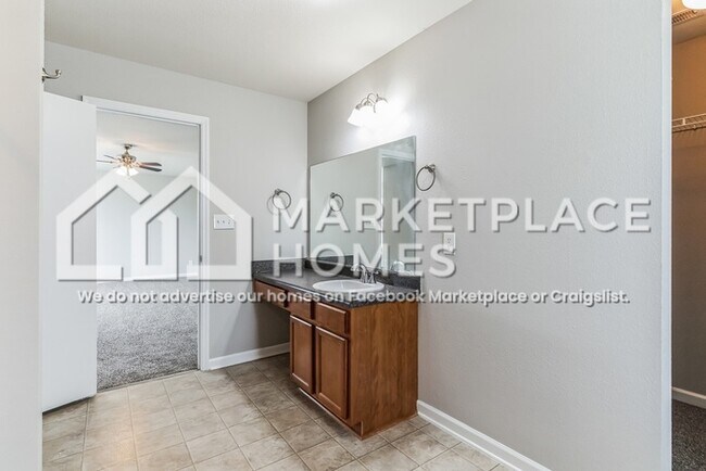 Building Photo - 29946 Glenrose Way
