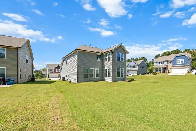 Building Photo - Spacious 4bd/3ba in Franklinton