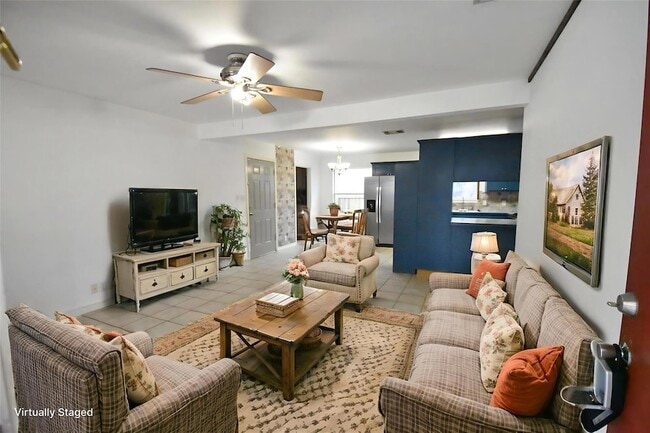 Building Photo - 608 Wilkes St