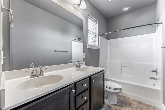 Building Photo - East Fayetteville Home for Rent