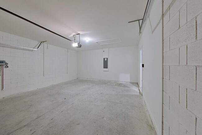 Building Photo - 32036 Katelin Cir