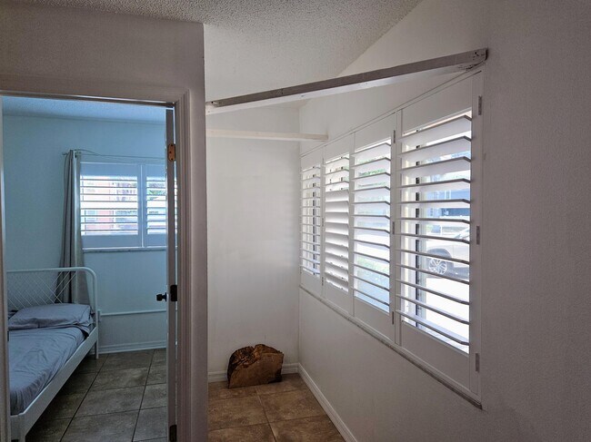 Building Photo - 3575 Gulf Blvd