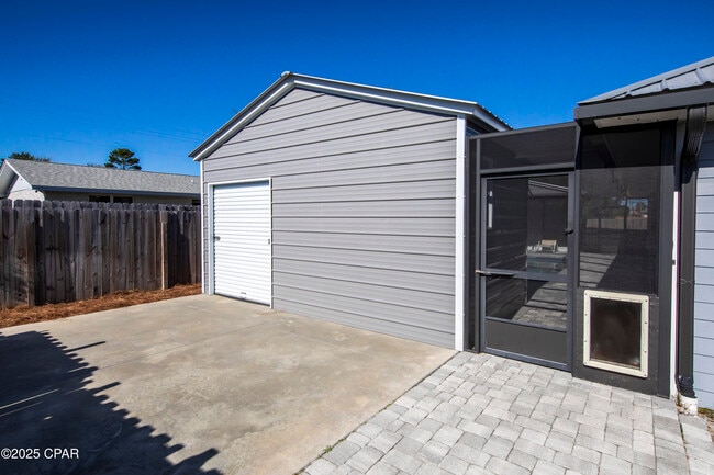 Building Photo - 98 Pura Vida Ct