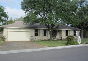 Building Photo - 402 San Gabriel Blvd