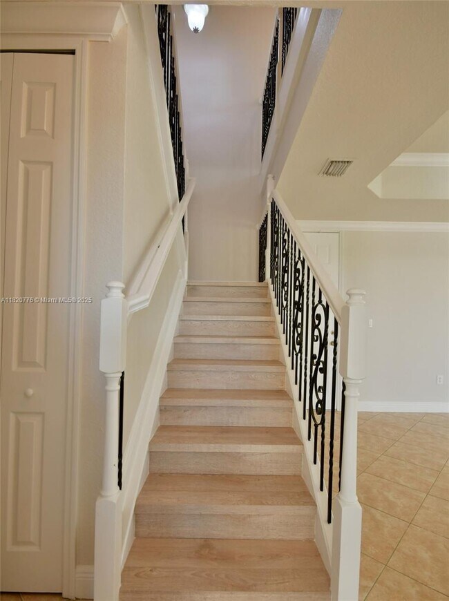Building Photo - 8940 SW 228th Ln