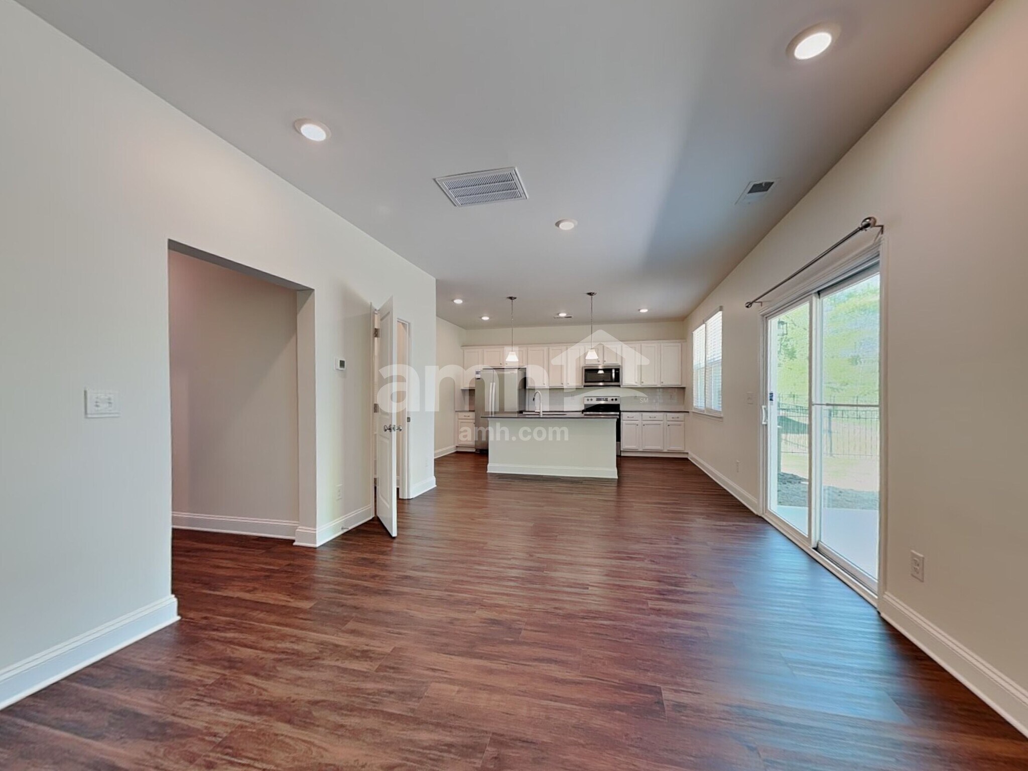 Building Photo - 617 Rivermist Dr