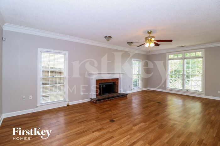Building Photo - 7780 Hawkcrest Dr
