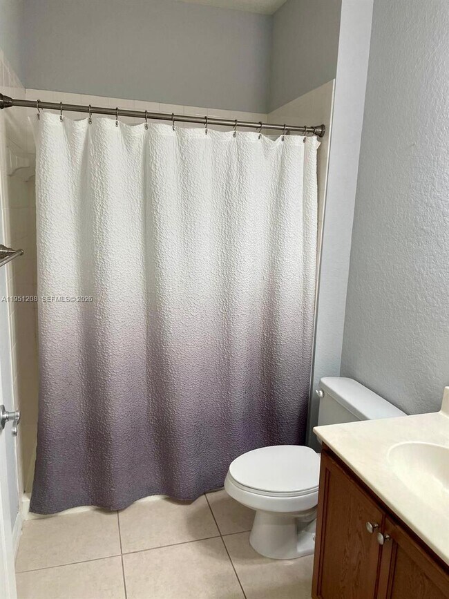 Building Photo - 2334 Grand Central Pkwy