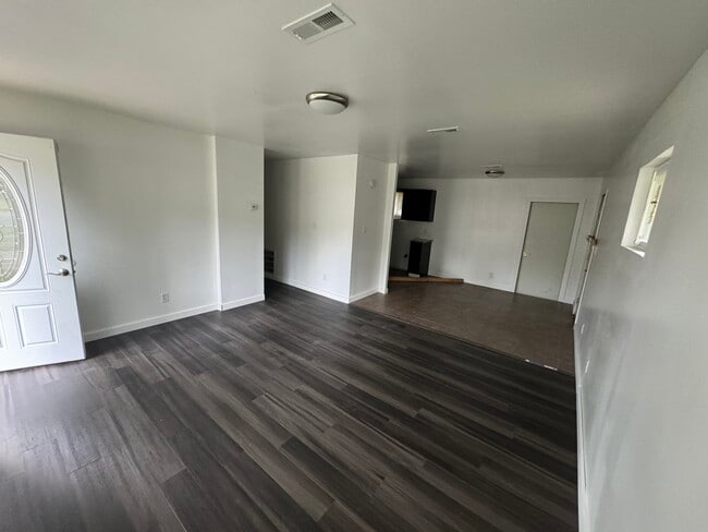 Building Photo - 4134 W 23rd Ave