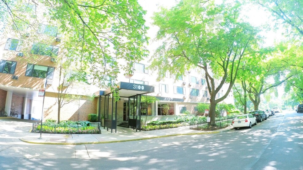 Building Photo - 3100 N Lake Shore Dr