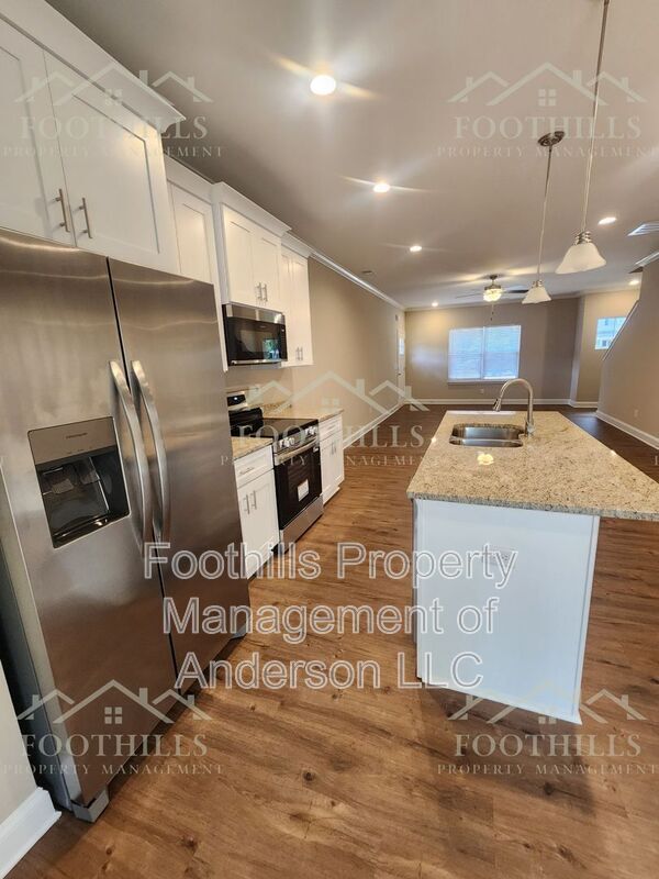 Building Photo - 113 Cypress Run