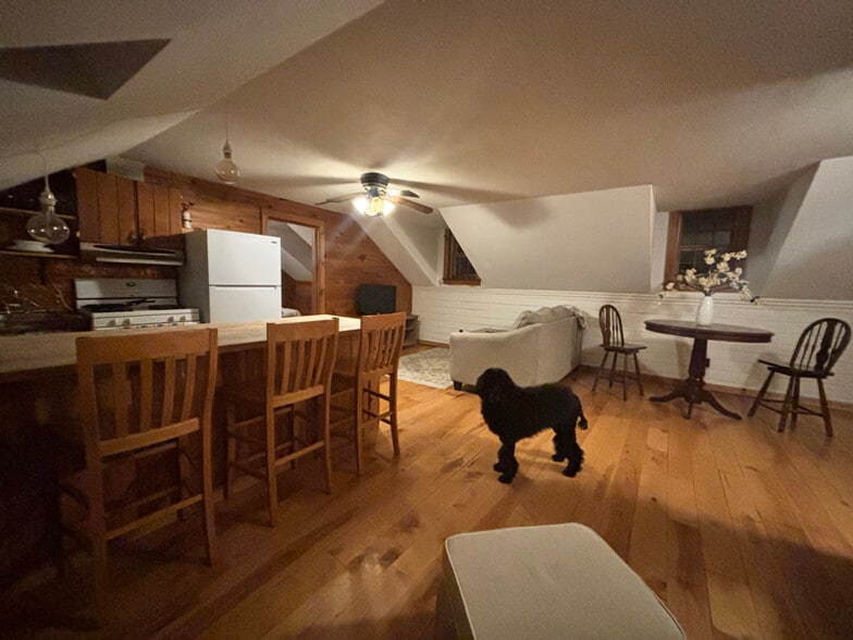 Building Photo - 3550 Coolidge Hwy