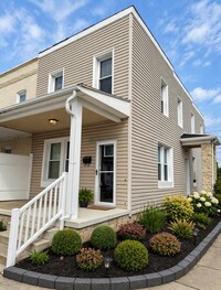 Building Photo - 123 Walnut Ave