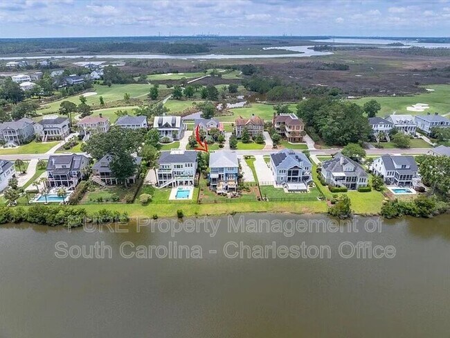 Building Photo - 1597 Rivertowne Country Club Dr