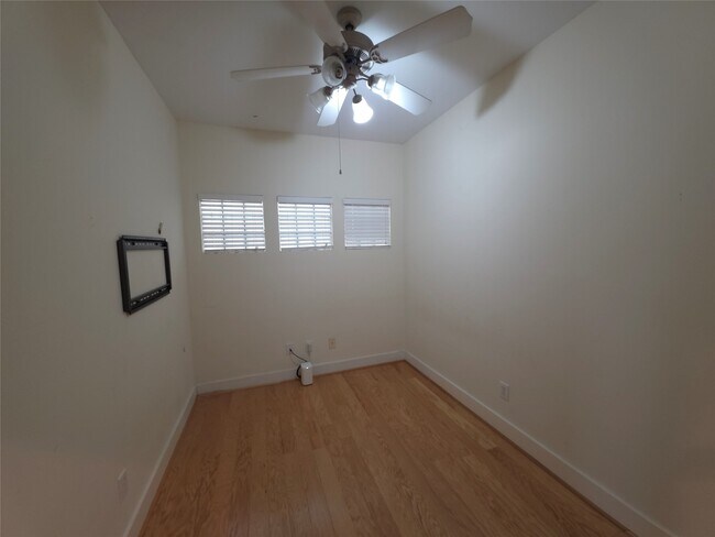 Building Photo - 3574 Link Valley Dr.