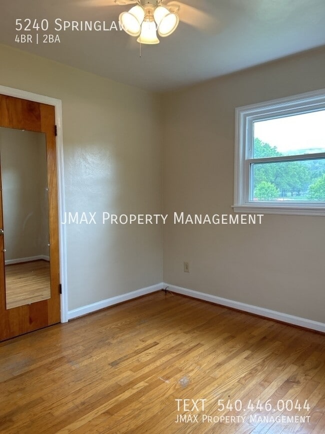 Building Photo - 5240 Springlawn Avenue