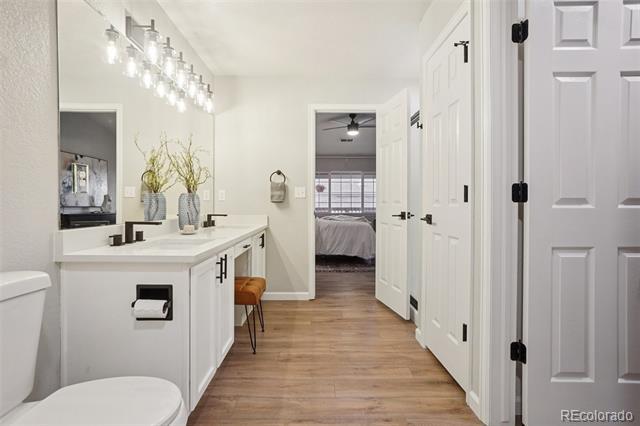 Building Photo - 4271 S Blackhawk Cir