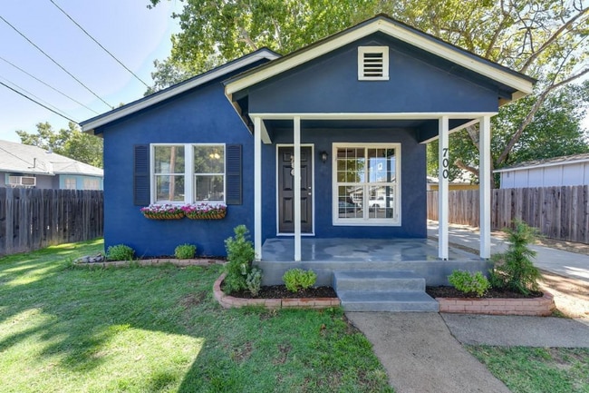 Building Photo - 700 Kiley Ave