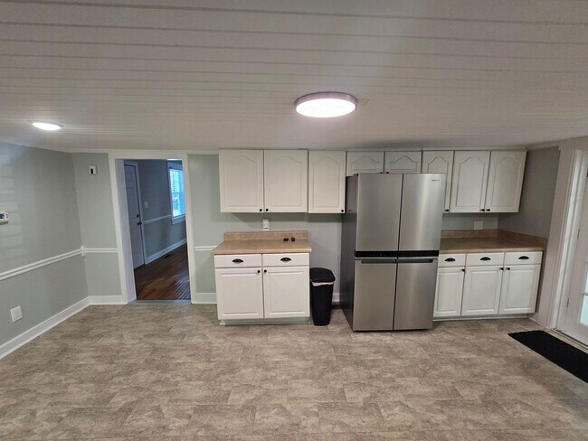 Building Photo - Charming & Low-Maintenance Living Just Steps from Downtown Wendell!