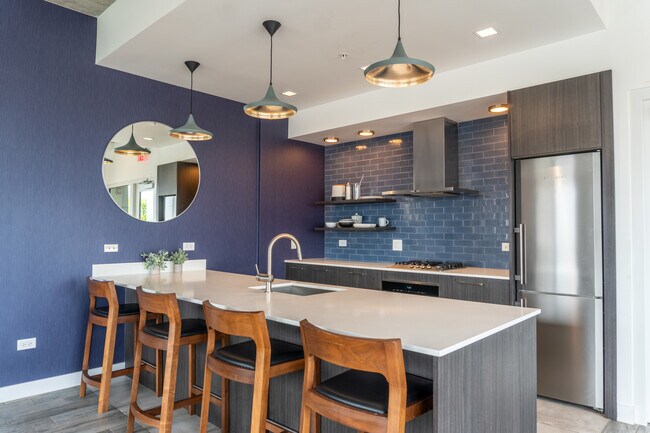 Building Photo - 1590 Elmwood Ave