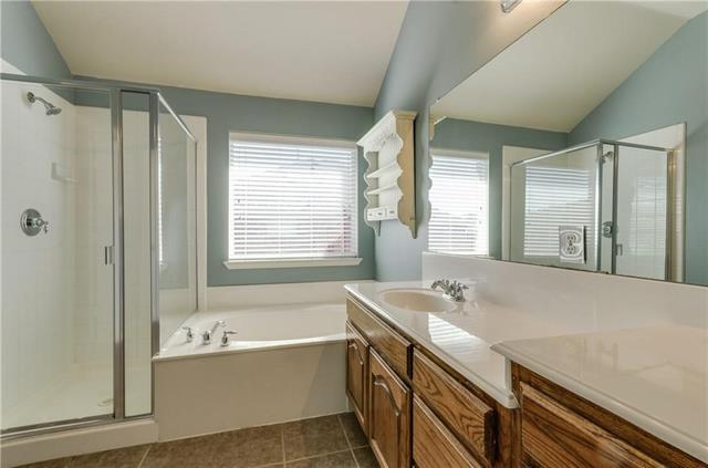 Building Photo - 13994 Fall Harvest Dr