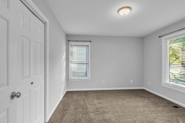 Building Photo - 2560 Choctaw Trce
