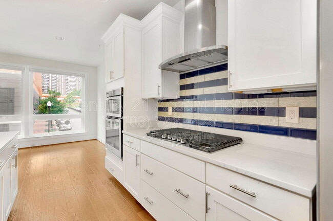 Building Photo - 402 Stabler Ln