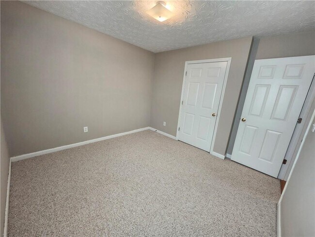 Building Photo - 1052 Ludwick Way