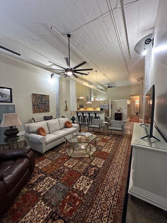Building Photo - 1 BR/ 1BA at The Lofts with GATED GARAGE P...