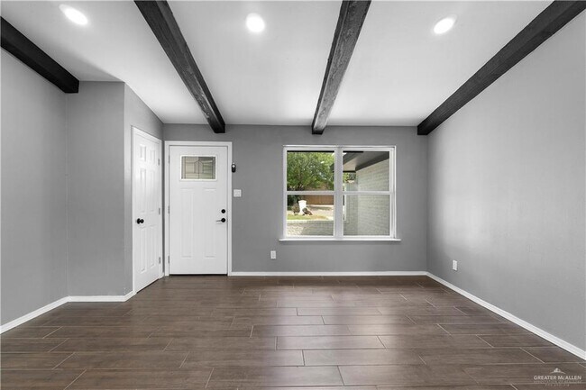 Building Photo - 20 Stacie Ln