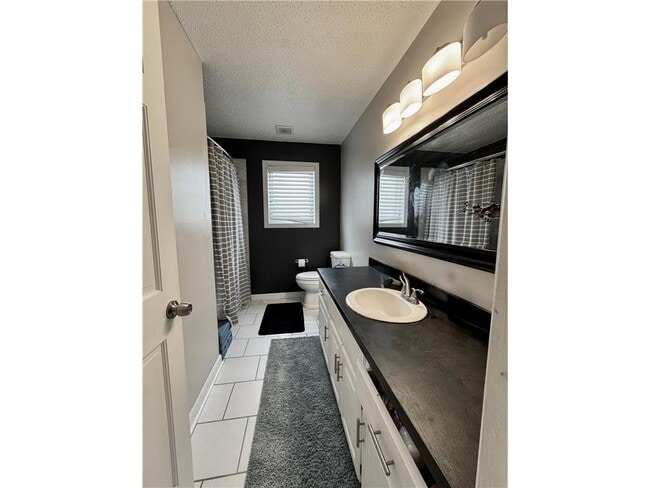 Building Photo - 3663 125th Ave NE