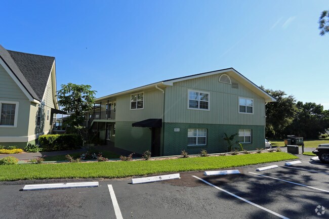 Silver Shores Winter Haven, FL Apartment Finder Silver Shores Winter Haven, FL Apartment Finder