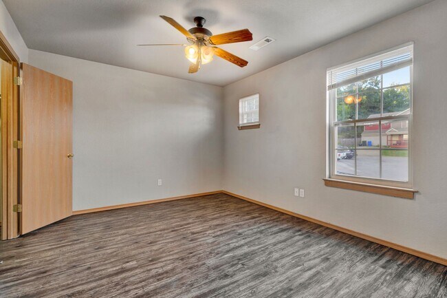 Building Photo - 2939 W Scottswood Pl