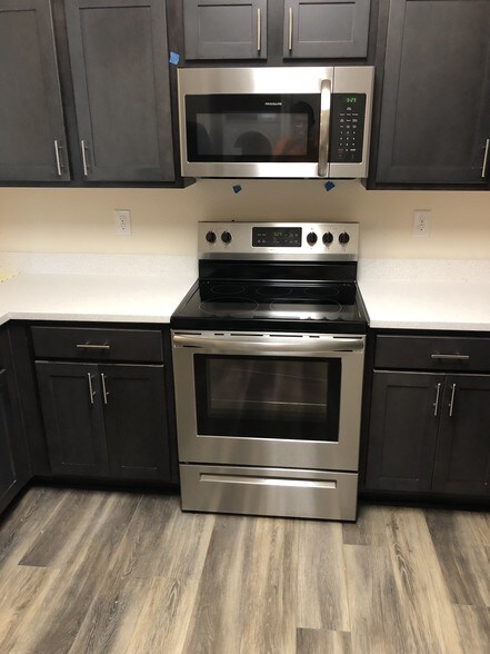 Building Photo - 4959 Key Lime Dr