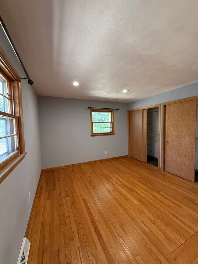 Building Photo - Rare Rental- Prairie Hill SD 3 bedroom 2 bath Ranch Home COMING IN JUNE