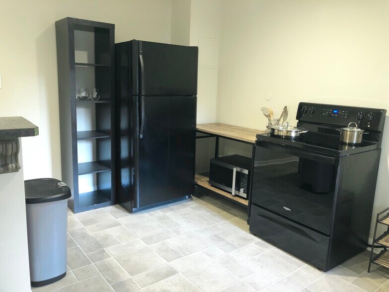 Building Photo - 3516 7th St N