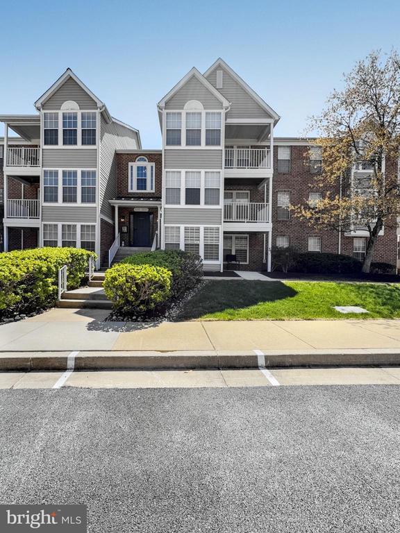 Building Photo - 3215 Katewood Ct