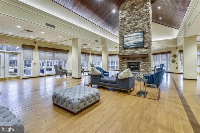 Building Photo - 8612 Wintergreen Ct