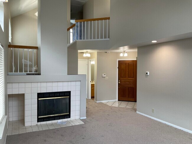 Building Photo - 1020 Bellflower St